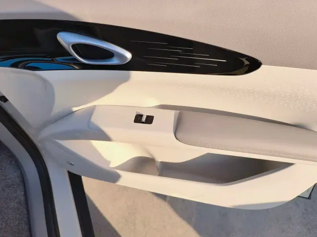 Geely Starry Wish — Фото автомобиля 11