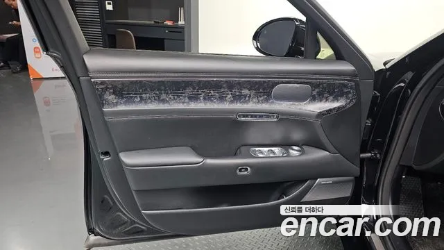 Genesis G90 — Фото автомобиля 23