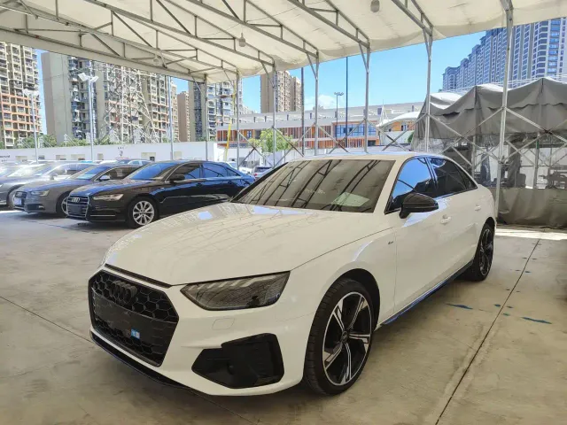 Audi A4L — Фото автомобиля 3