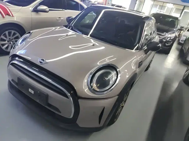 Фотография автомобиля — MINI Hatch