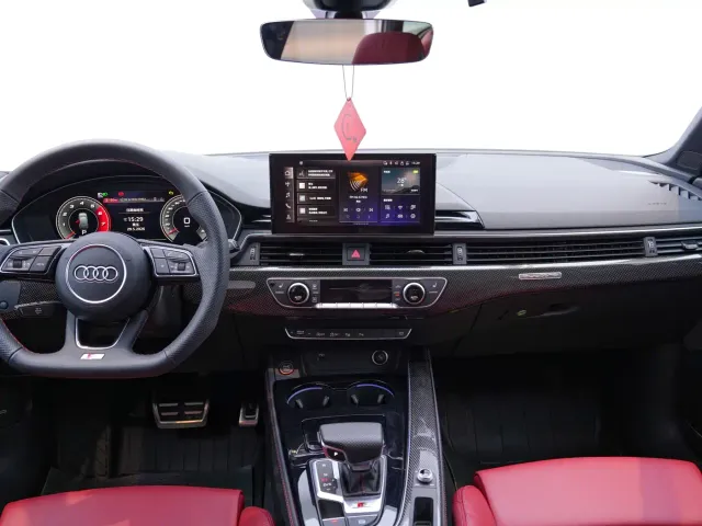 Audi S4 — Фото автомобиля 14