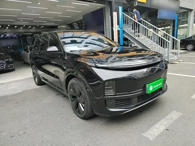 Li Auto L9 — Фото автомобиля 3