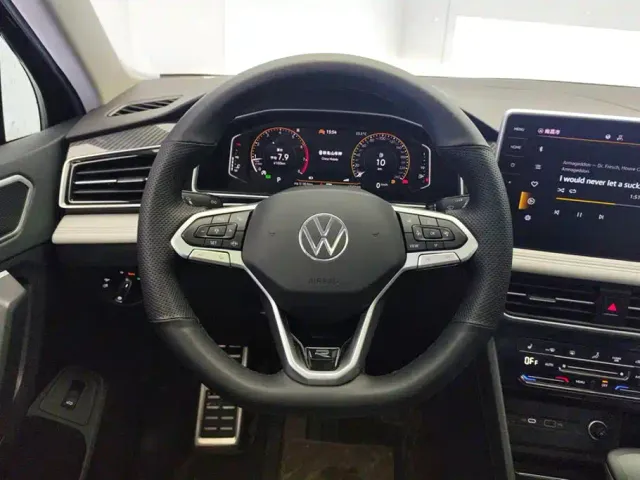 Volkswagen Tiguan L — Фото автомобиля 15