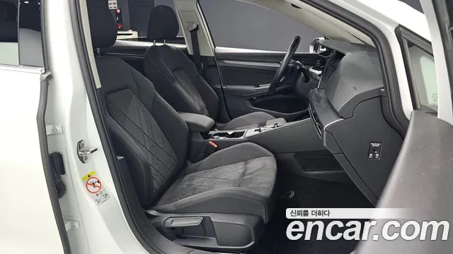 Volkswagen Golf Golf 8 поколение 2.0 TDI Prestige — Фото автомобиля 19