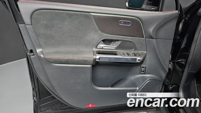Mercedes-Benz GLB-Class X247 — Фото автомобиля 13