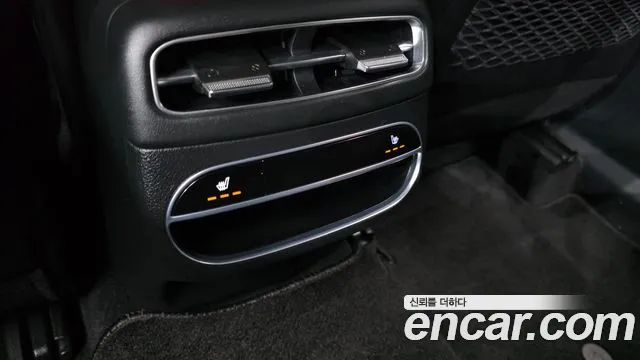 Genesis GV70 2.5T Бензин AWD — Фото автомобиля 28