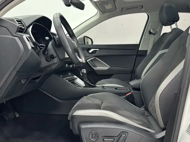 Audi Q3 — Фото автомобиля 7