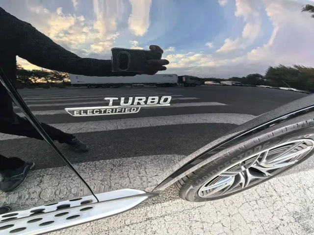 Mercedes-Benz GLC-Class AMG — Фото автомобиля 12