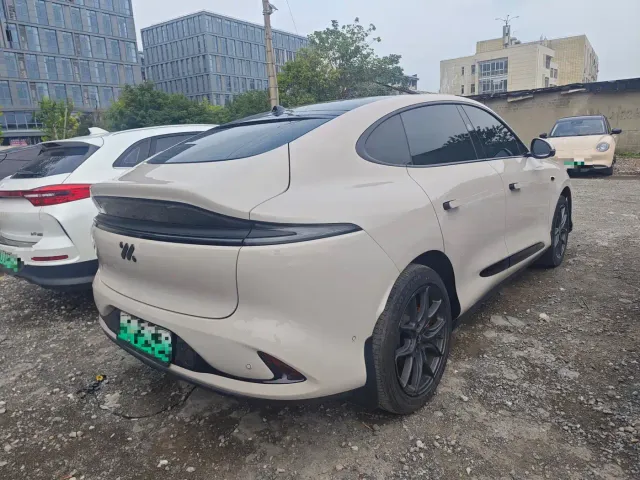 IM Motors LS6 — Фото автомобиля 4