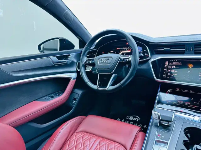 Audi A7L — Фото автомобиля 17