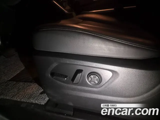 Hyundai Staria — Фото автомобиля 16