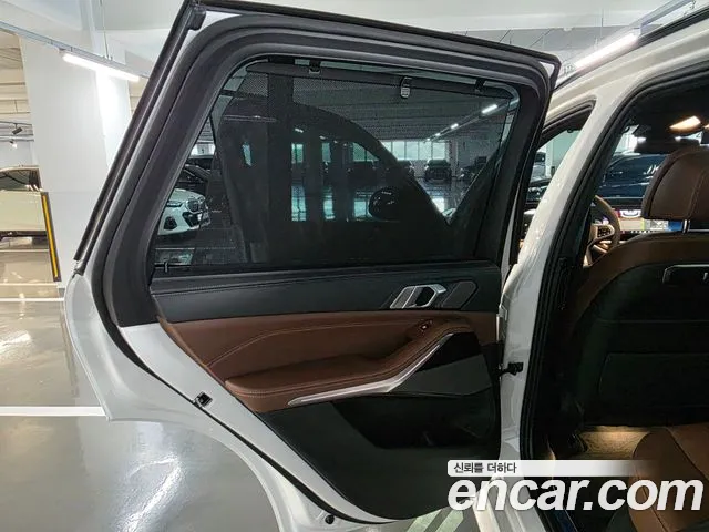 BMW X5 xDrive 40i M Sport — Фото автомобиля 13