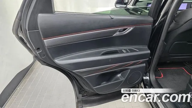 Genesis GV80 — Фото автомобиля 23