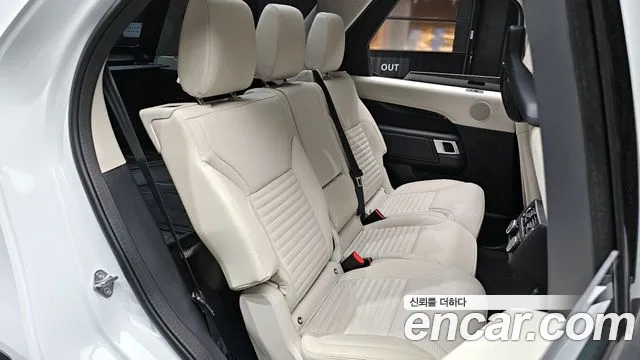 Land Rover Discovery — Фото автомобиля 12