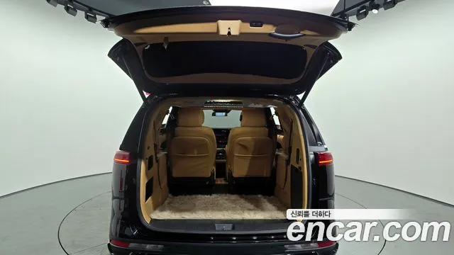 Kia Canival Carnival 4 поколение Бензин 9 мест Hi-Limousine(Спецкузов) — Фото автомобиля 20