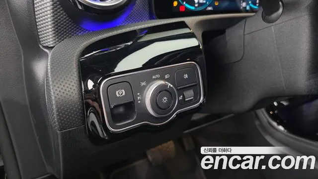Mercedes-Benz A-Class — Фото автомобиля 15