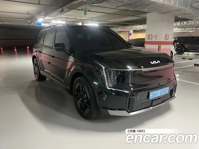 Kia EV9 — Фото автомобиля 2