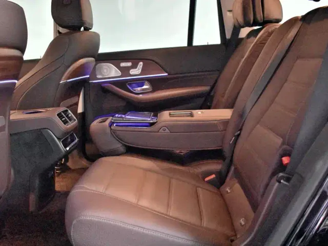 Mercedes-Benz GLS-Class — Фото автомобиля 11