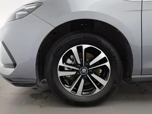 BYD Seal 05 DM-i — Фото автомобиля 17