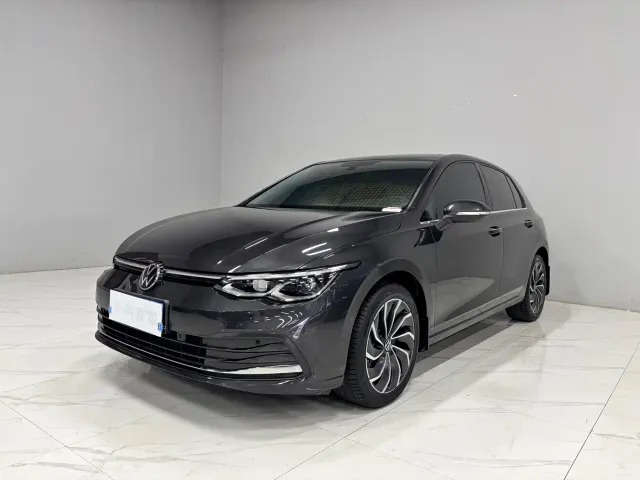 Фотография автомобиля — Volkswagen Golf