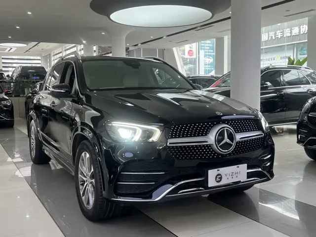 Mercedes-Benz GLE-Class — Фото автомобиля 3