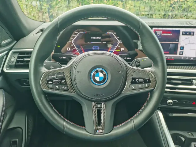 BMW i4 M50 — Фото автомобиля 12