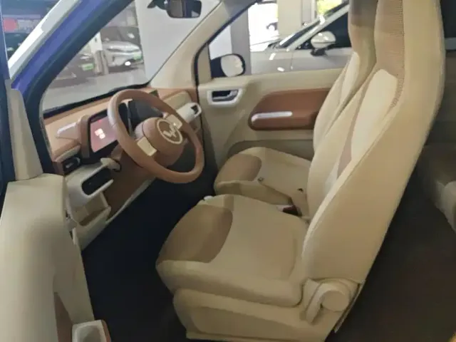 Wuling Hongguang Mini EV — Фото автомобиля 9