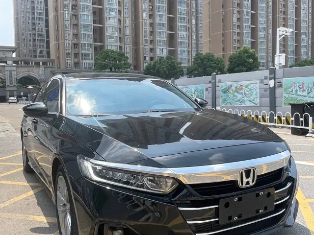 Фотография автомобиля — Honda Accord