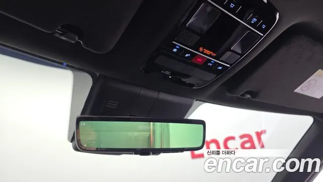 Hyundai Santafe — Фото автомобиля 18