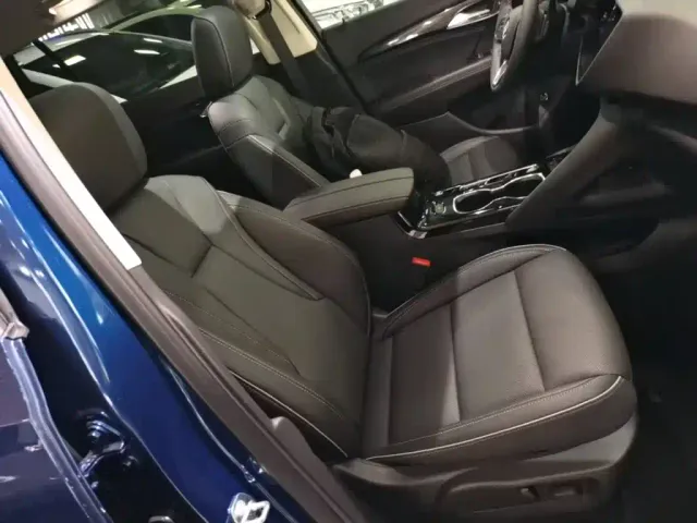 Buick Envision Plus — Фото автомобиля 24