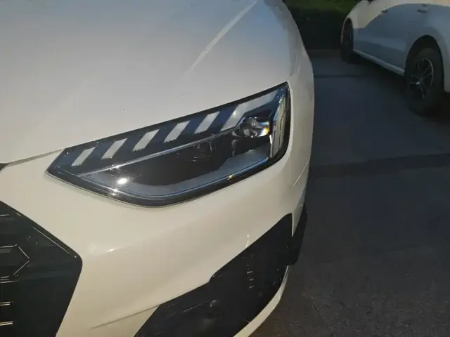 Audi A4L — Фото автомобиля 5