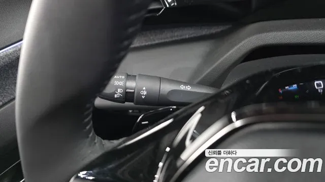 Peugeot 408 1.2 Pure Tech Allure — Фото автомобиля 17
