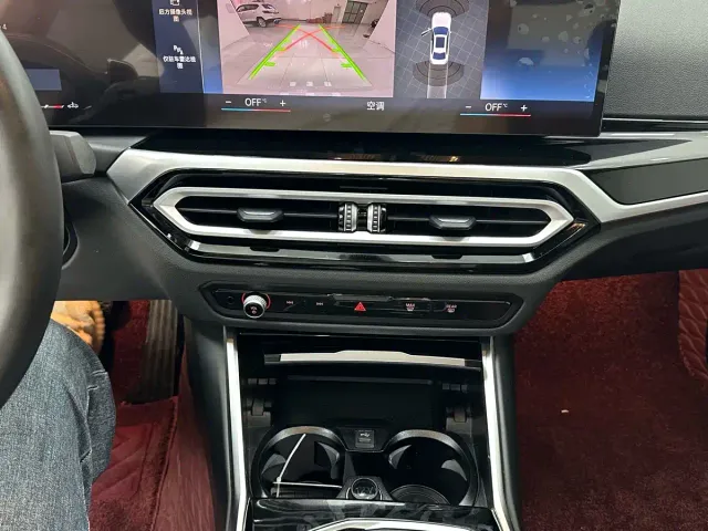 BMW 3 Series — Фото автомобиля 15