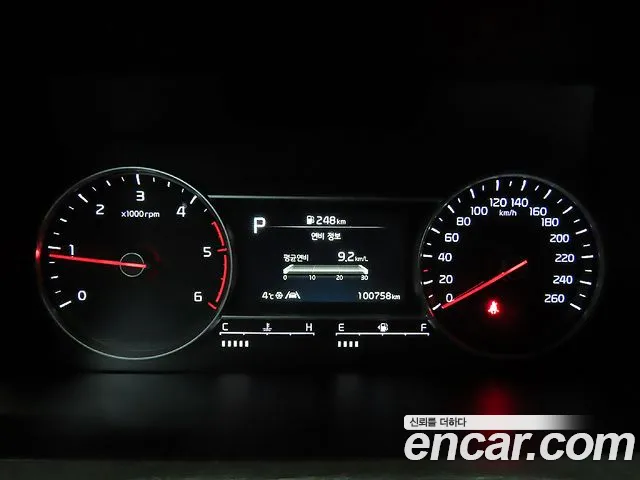 Kia Sorento Sorento 4-е поколение Дизель 2.2 4WD — Фото автомобиля 9