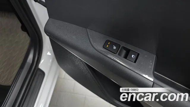 Kia Niro The All New — Фото автомобиля 27