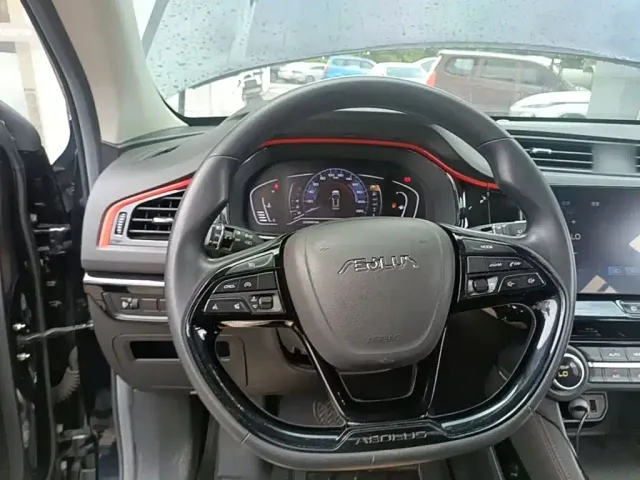 Dongfeng Fengshen AX7 — Фото автомобиля 10