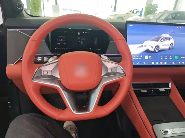 BYD Tang L — Фото автомобиля 10