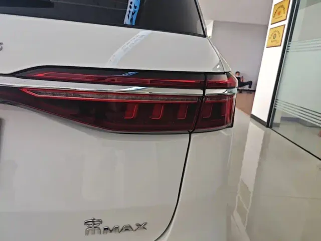 BYD Song MAX — Фото автомобиля 7