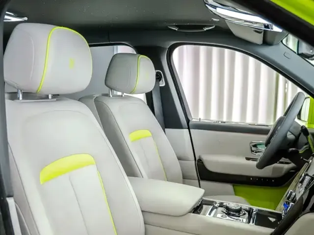 Rolls-Royce Cullinan — Фото автомобиля 15
