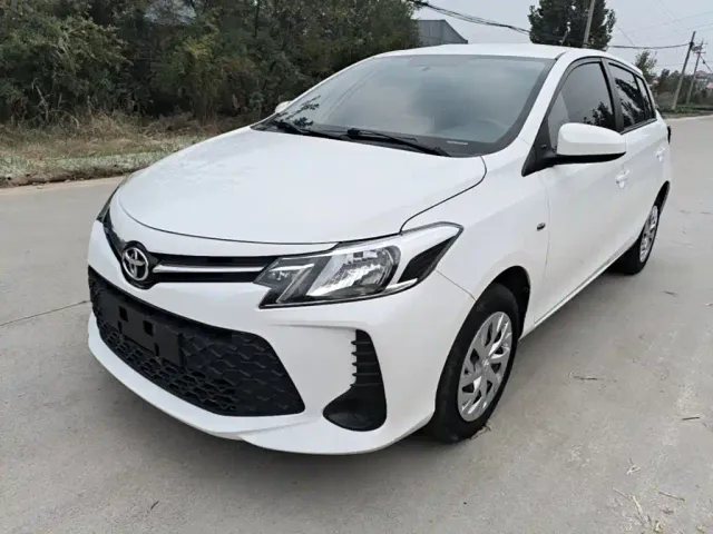 Фотография автомобиля — Toyota Vios FS
