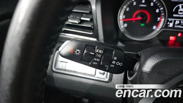 KG_Mobility_Ssangyong TIBOLI Very New Tivoli Бензин 1.5 2WD — Фото автомобиля 28