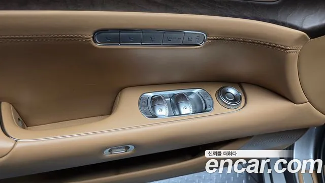 Genesis G90 Бензин 3.5 турбо AWD — Фото автомобиля 24