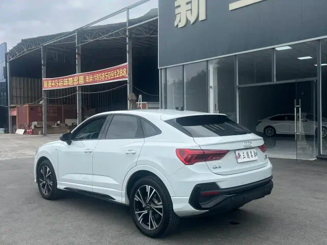 Audi Q3 Sportback — Фото автомобиля 2