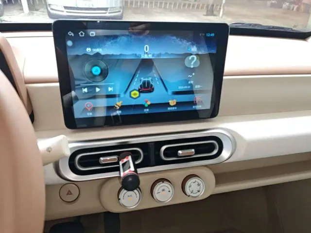 Wuling Hongguang Mini EV — Фото автомобиля 12
