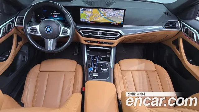BMW i4 — Фото автомобиля 7