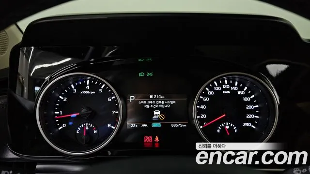 Kia Carnival Generation 4 — Фото автомобиля 11