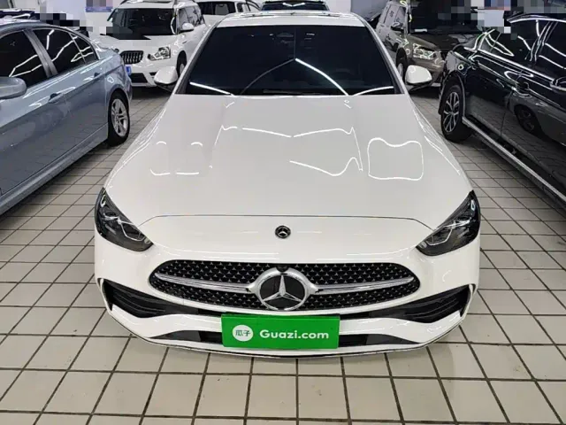 Mercedes-Benz C-Class — Фото автомобиля 2