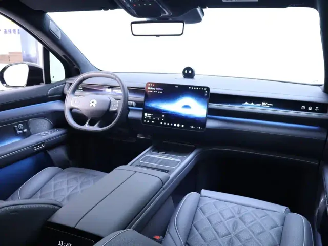 Nio ES8 — Фото автомобиля 20