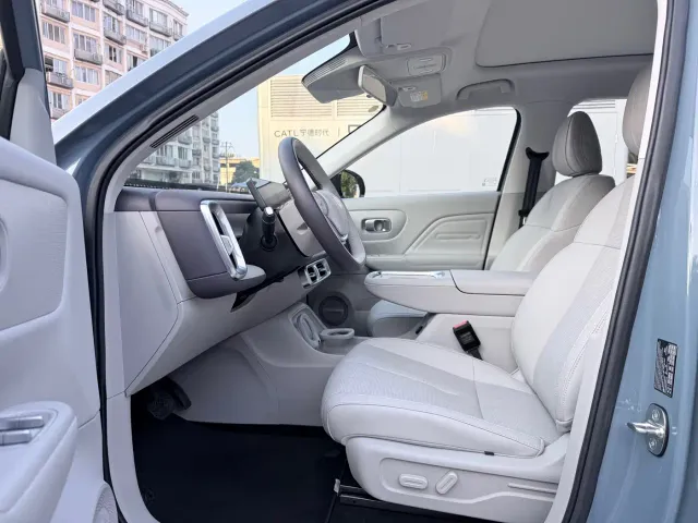 Leapmotor B10 — Фото автомобиля 6