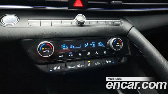 Hyundai AVANTE Новый Avante (CN7) — Фото автомобиля 17